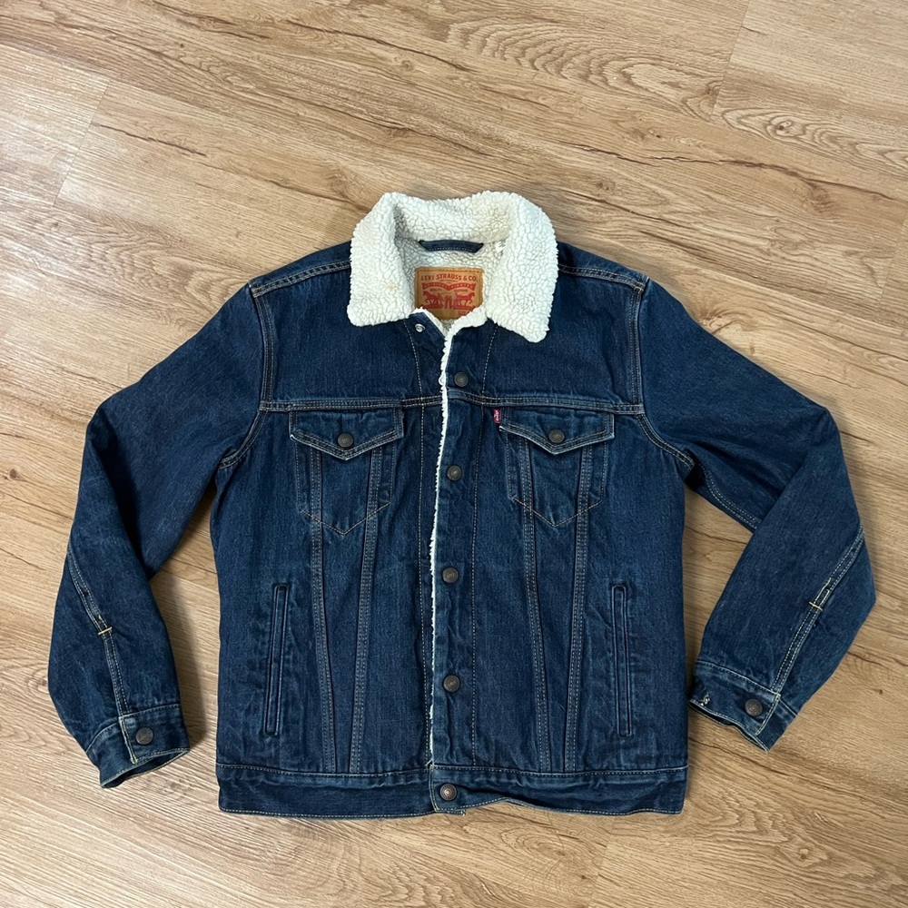 Levi’s Men’s Sherpa Trucker Jacket